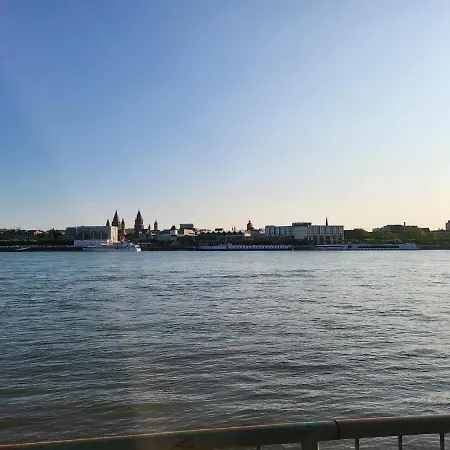 Accommodatie bij particulieren An Der Uniklinik - Zweibettzimmer Mit Balkon
